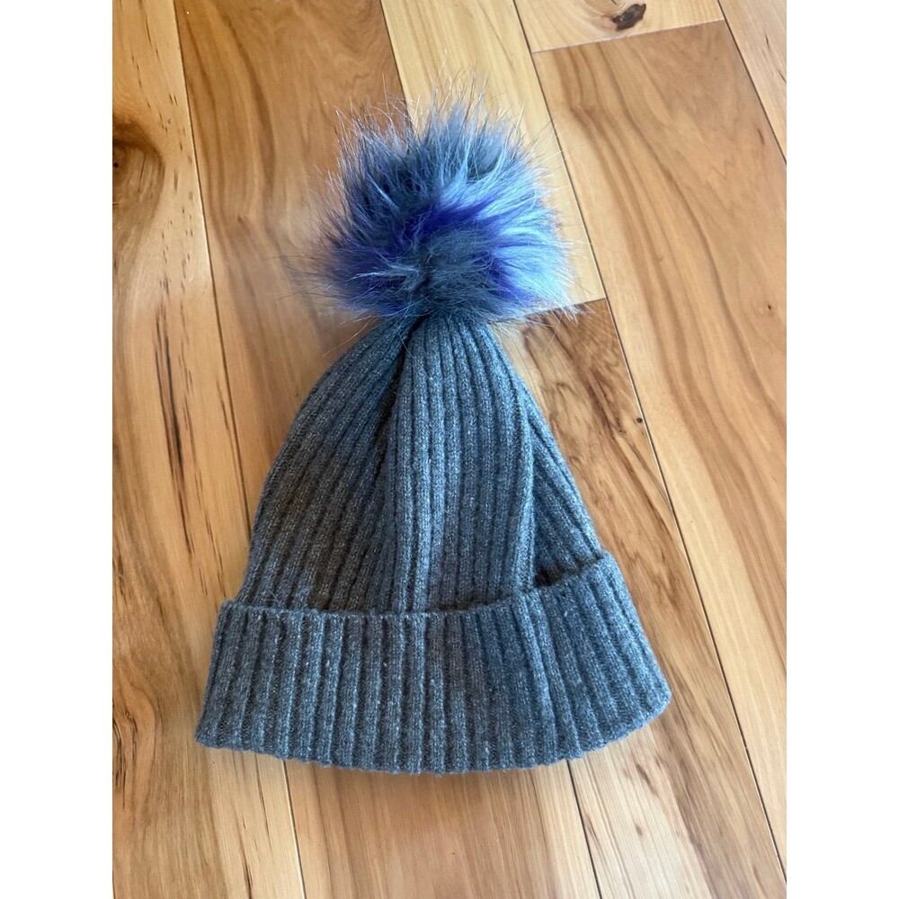 American Eagle Grey Ribbed Beanie with Purple Pom